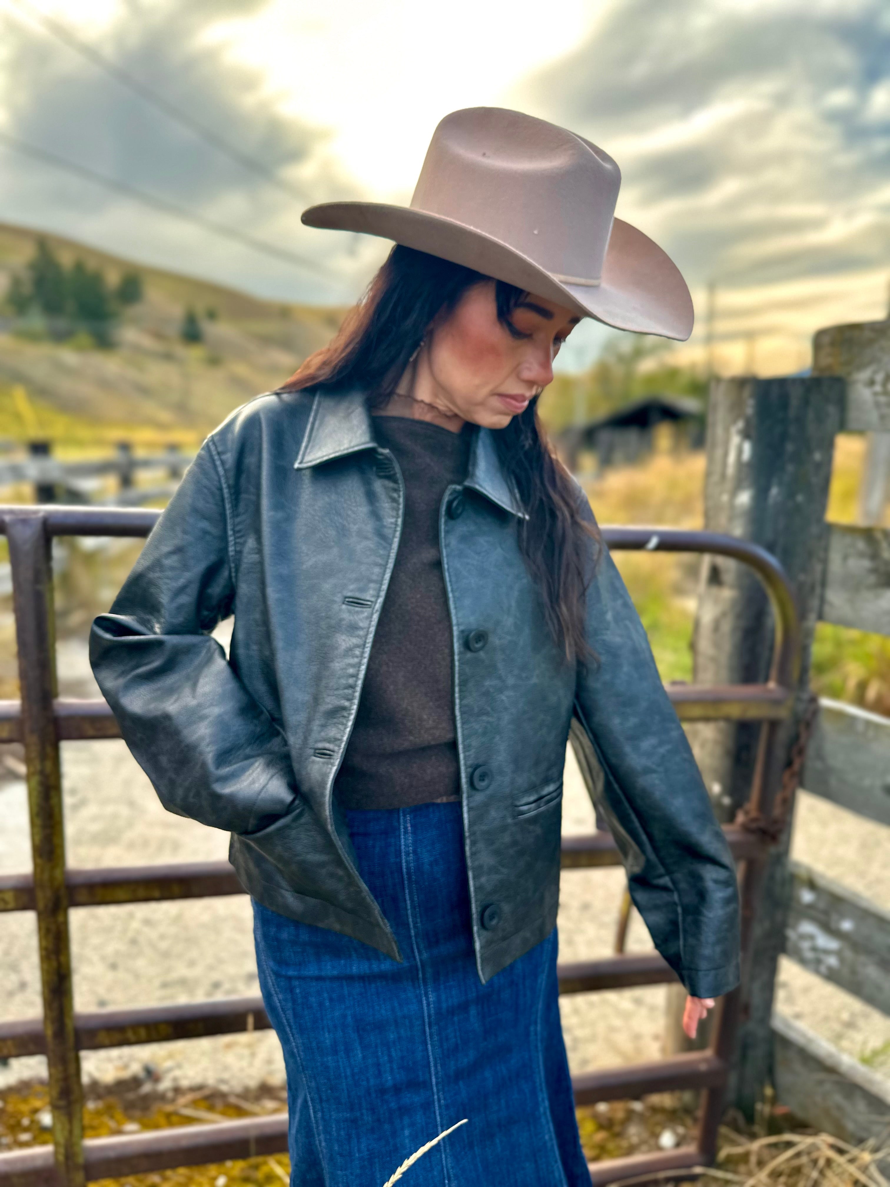 Coats & Jackets – Moka Boutique
