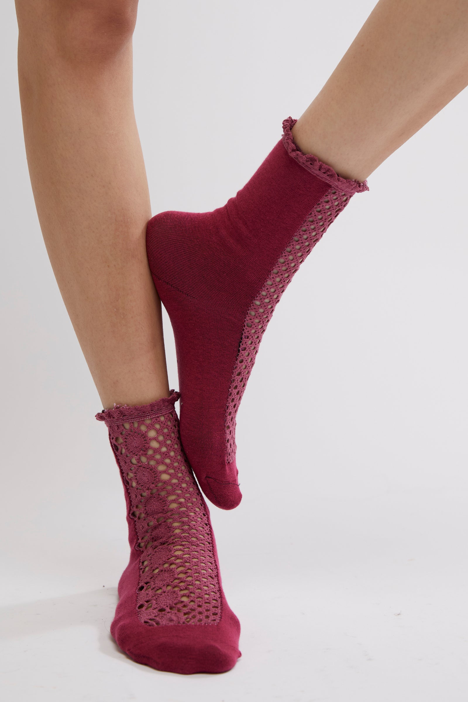 Rubies Crochet Socks