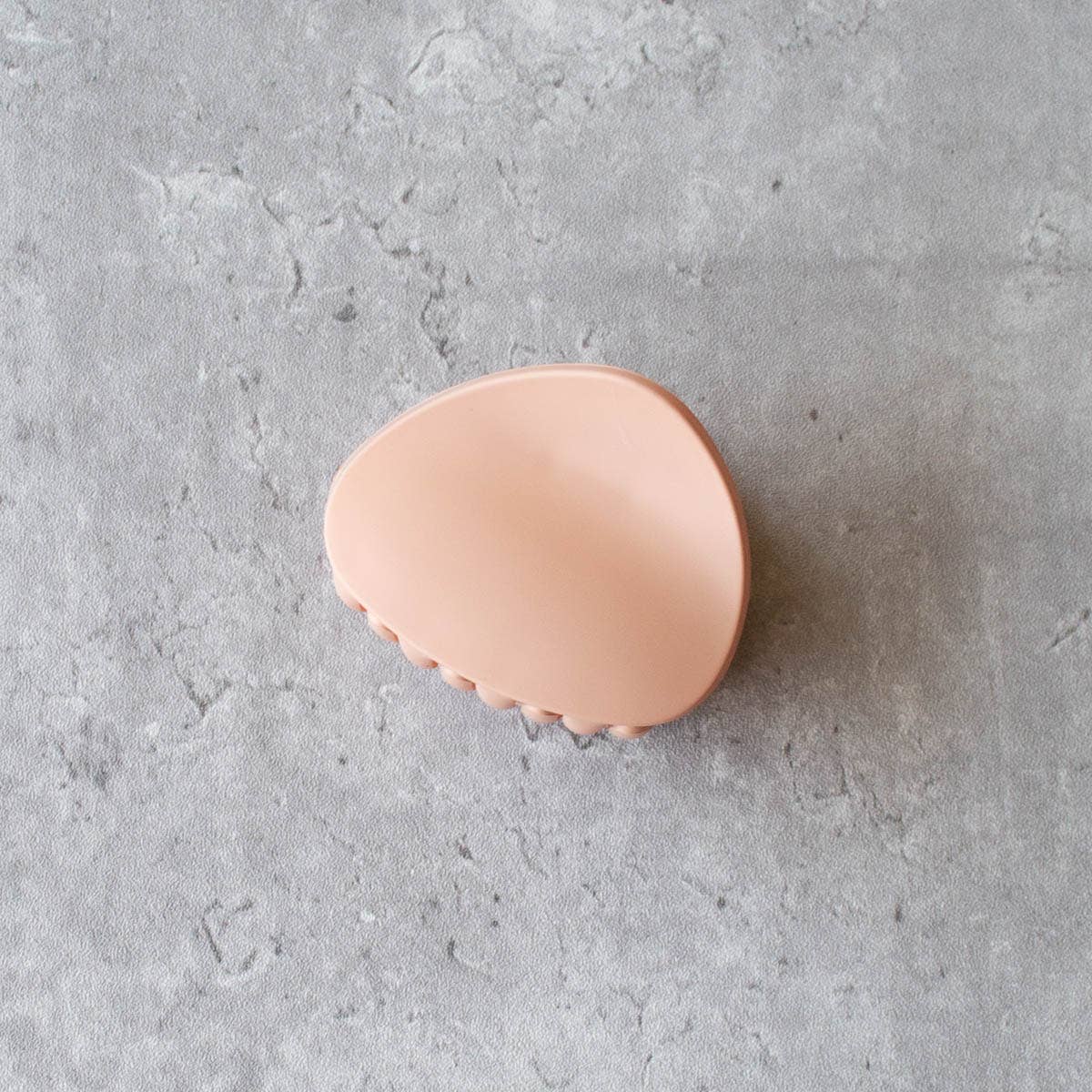 Matte Treasure Hair Claw Clip
