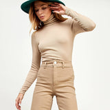 Lightweight Ribbed Turtleneck