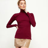 Lightweight Ribbed Turtleneck