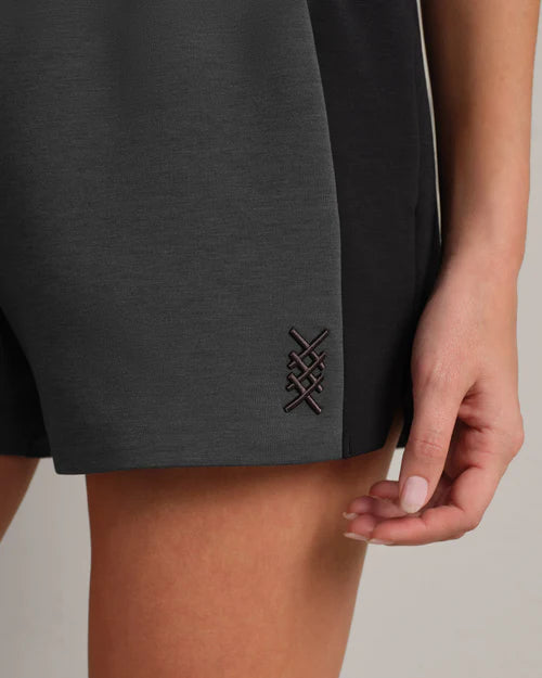 DreamGlow Colorblock Shorts - Pure Black - Heather