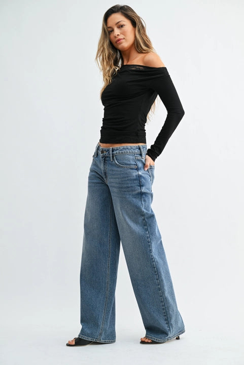 Low Rise Baggy Jeans - Light Wash