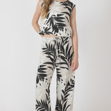 Abstract Leaf Button-back Tank - Natural Combo