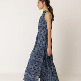 Halter-neck Dress With Belt - Blue Combo