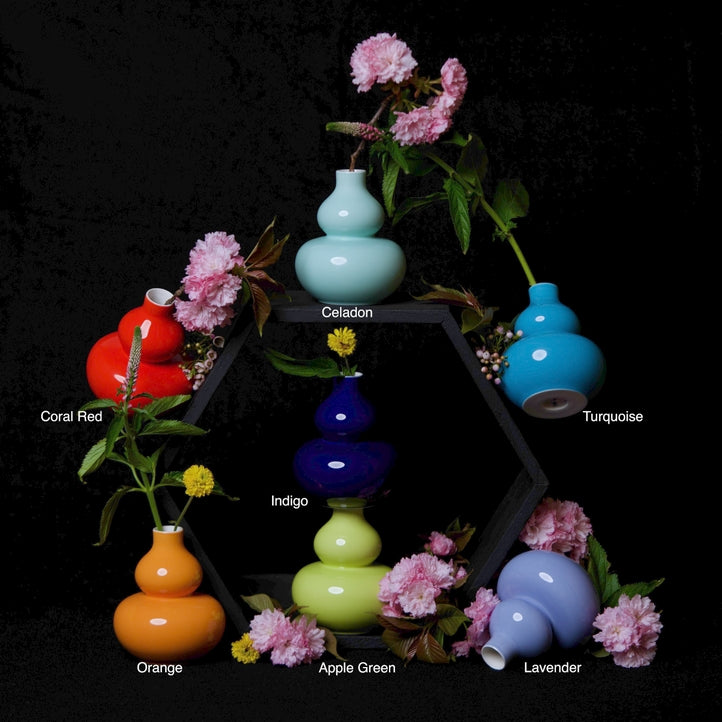 Glossy Porcelain Mini Gourd Vase