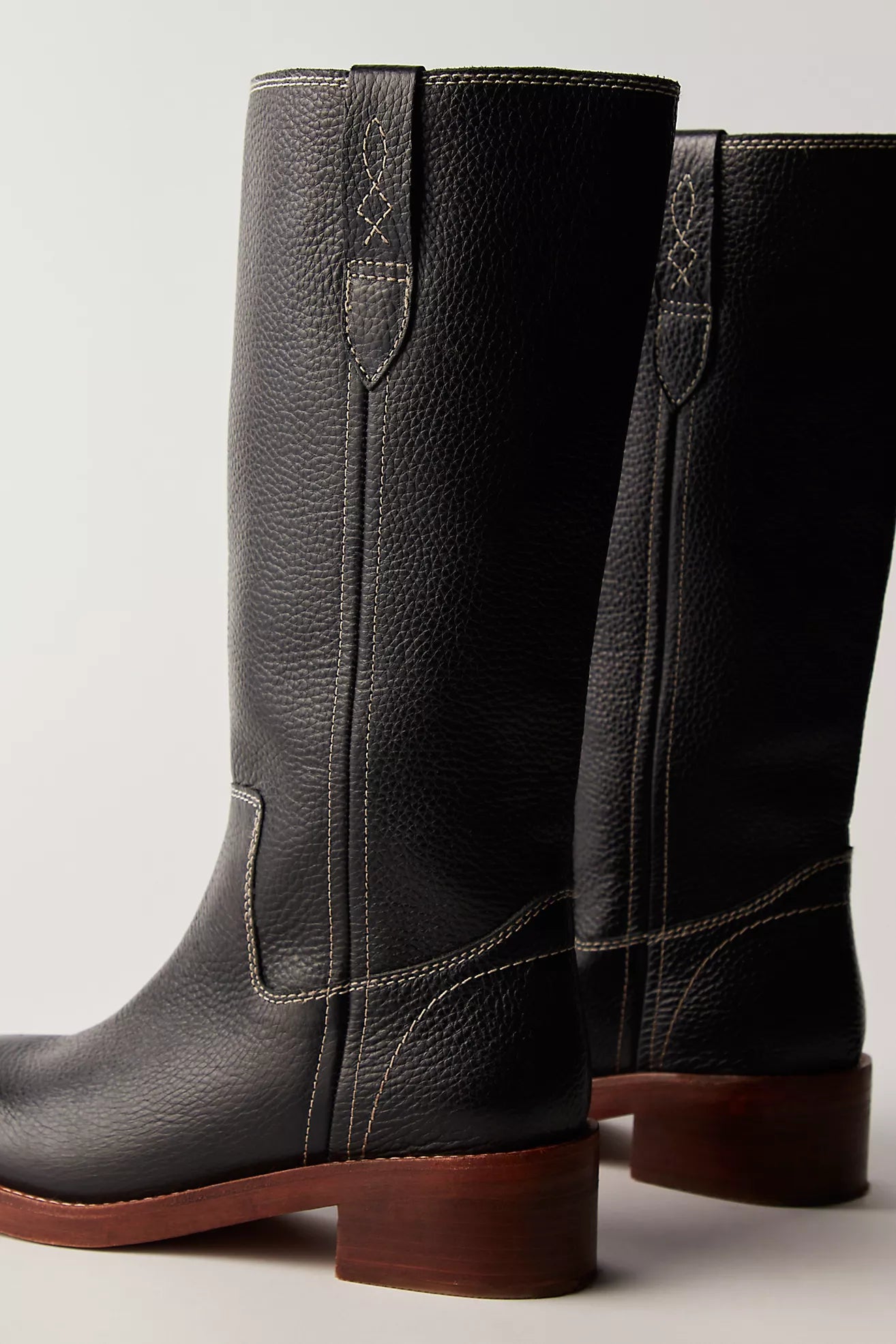 Blaze Pull-On Boots
